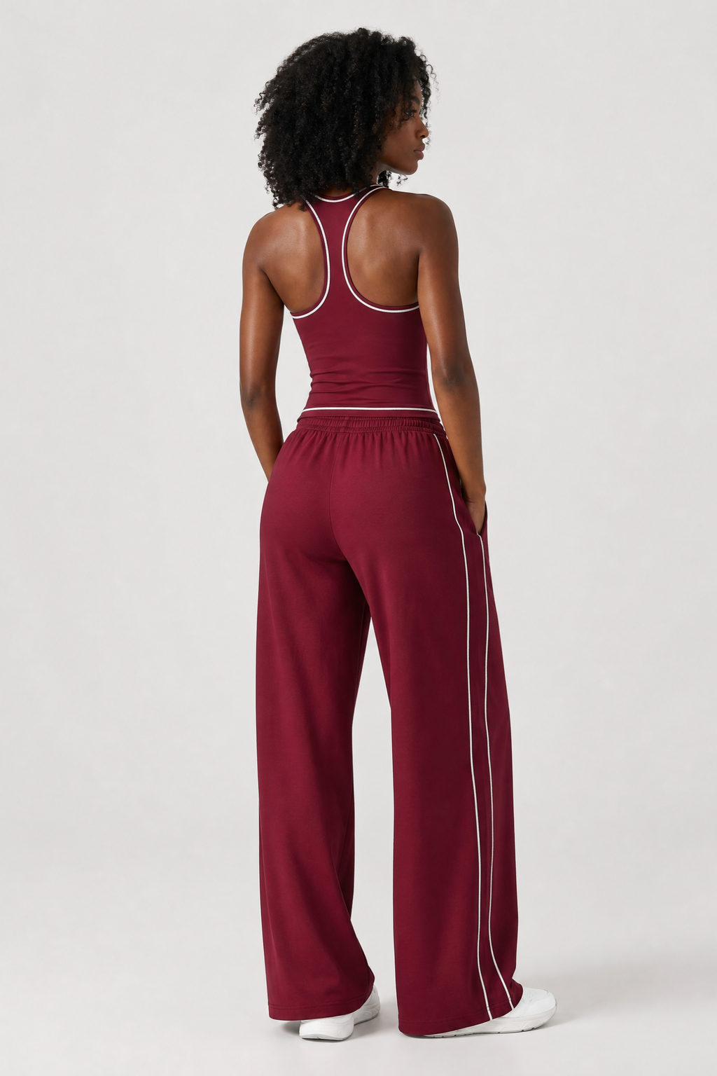 Formé Scoop-Neck Tank Top in Cherry