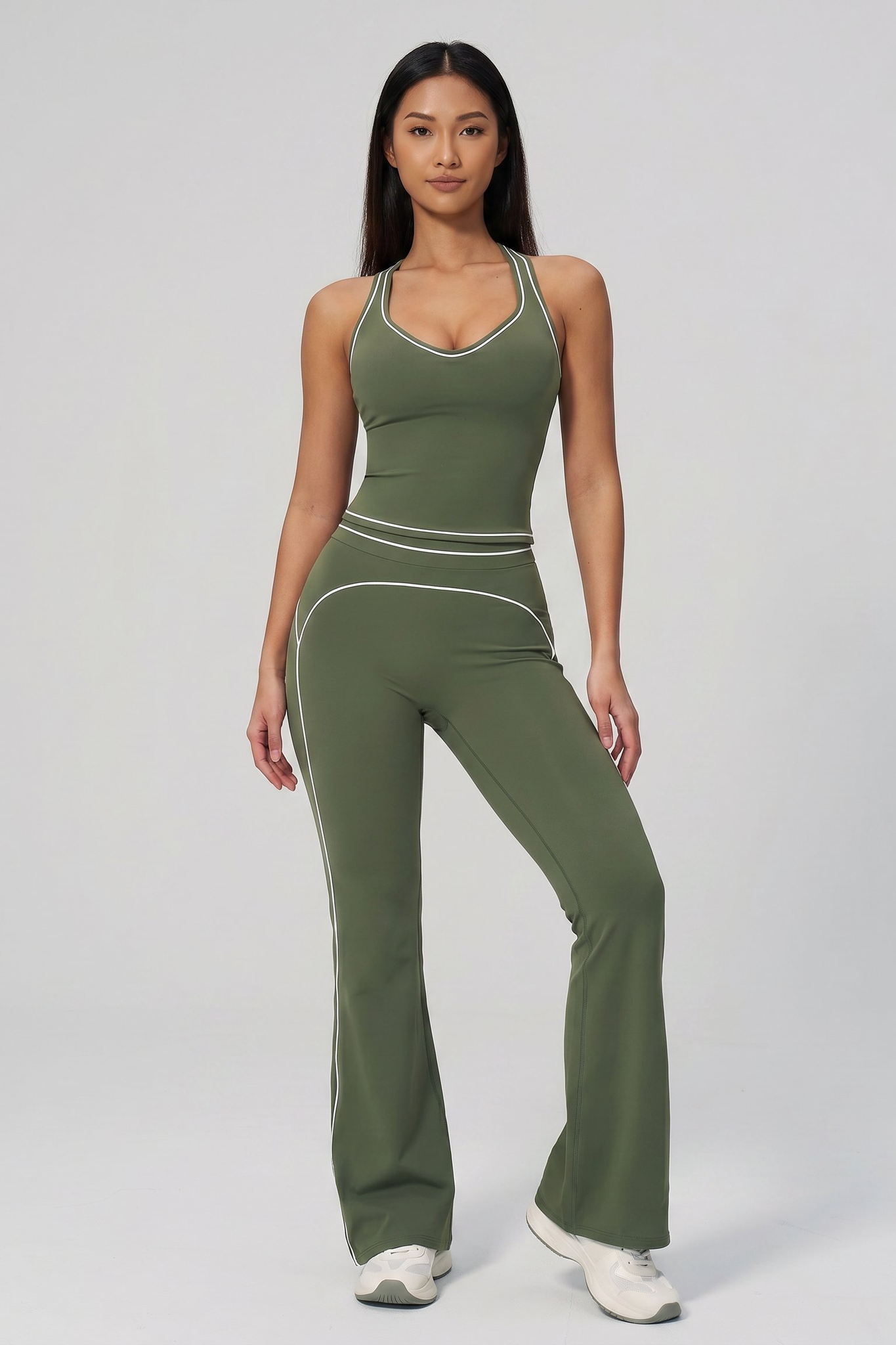 Formé Scoop-Neck Tank Top in Deep Moss