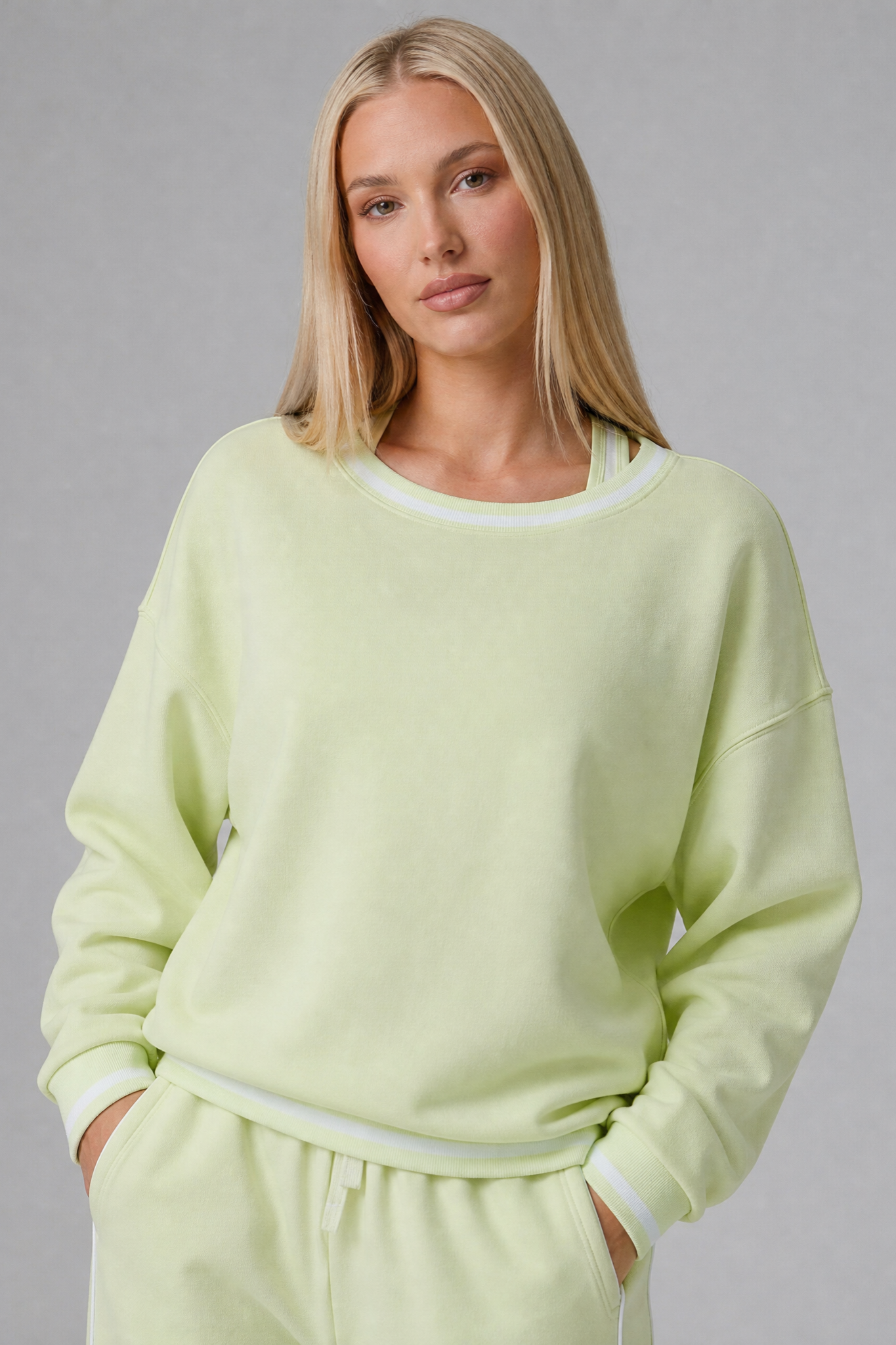 Formé Sweatshirt in Lime