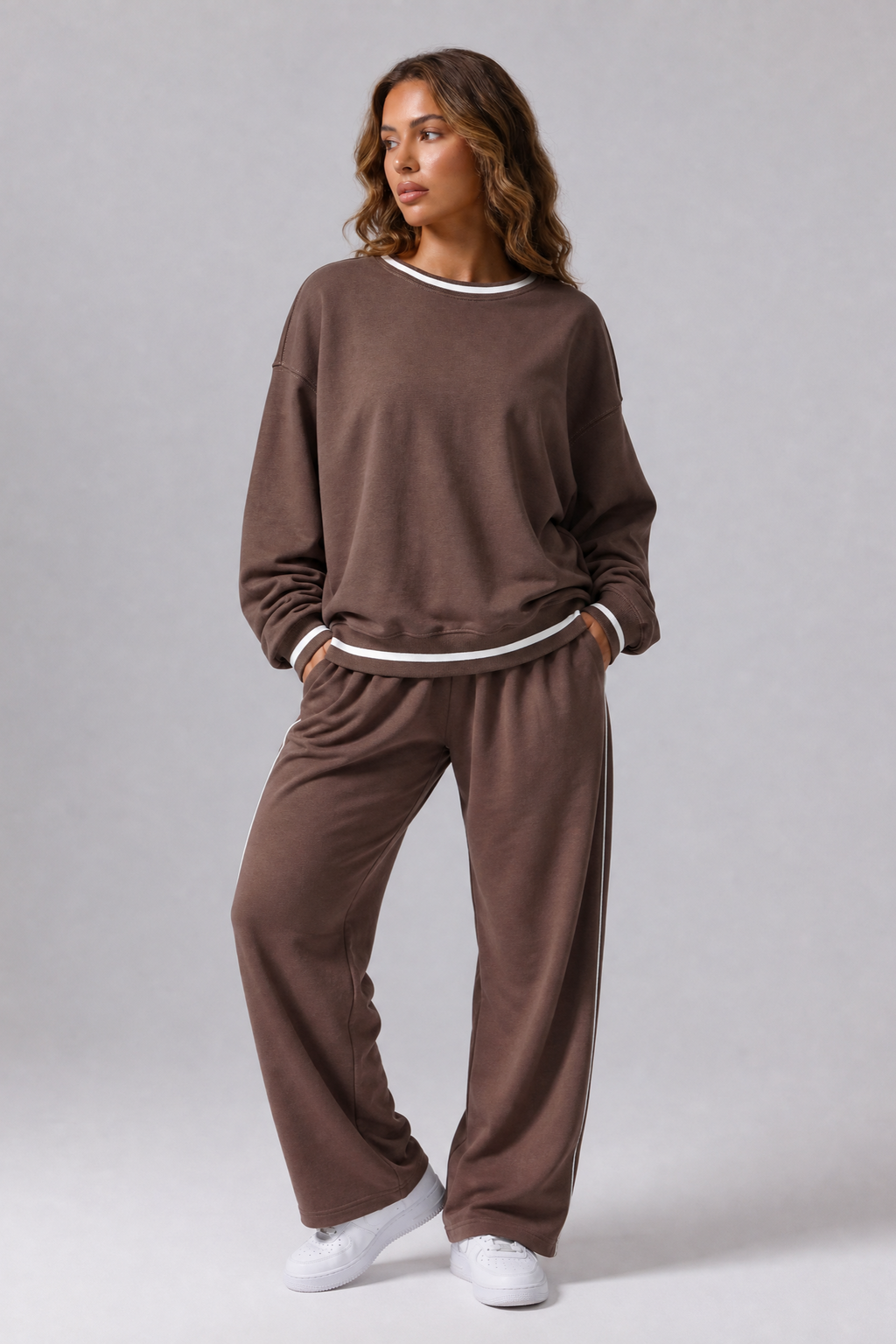 Formé Wide Leg Sweatpants in Mocha