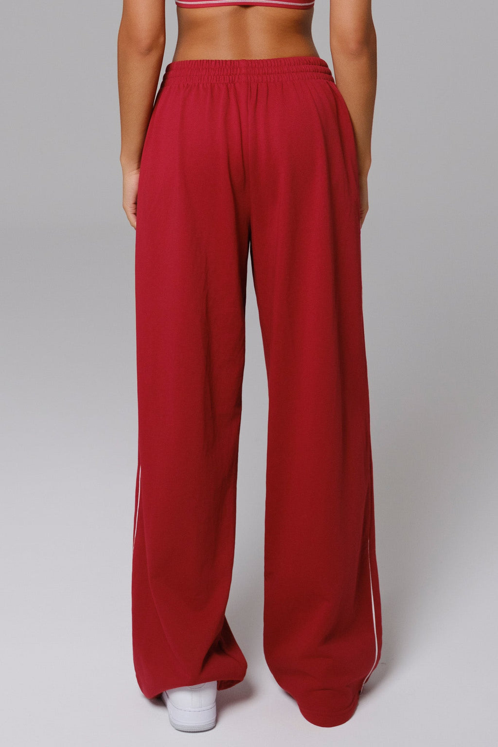 Red wide-leg sweatpants 