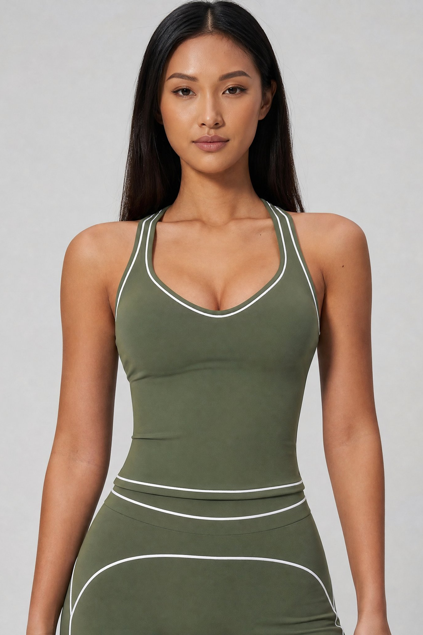 Formé Scoop-Neck Tank Top in Deep Moss