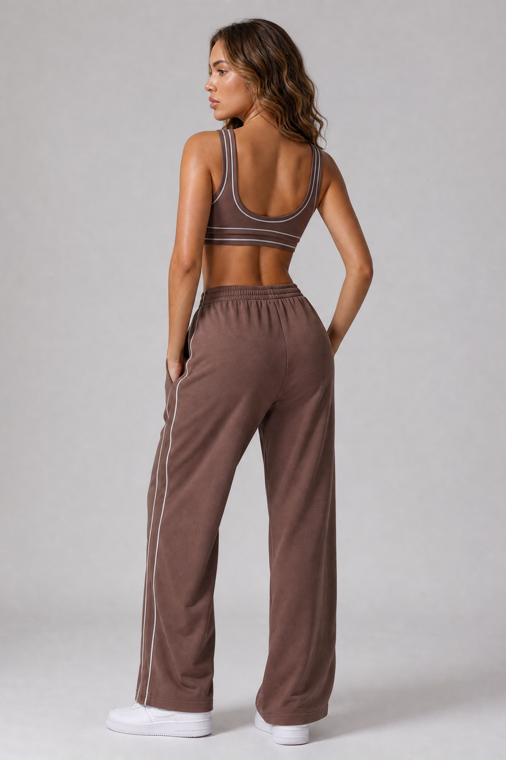 Formé Wide Leg Sweatpants in Mocha
